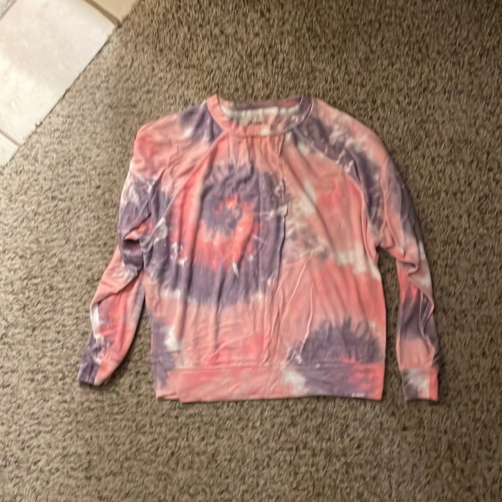 PINK tie-dye crew sweatshirt - size medium